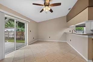 11959 Murray Ave, Seminole, FL 33778 - Photo 7