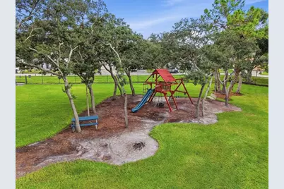 10271 Oasis Palm Dr, Tampa, FL 33615 - Photo 9