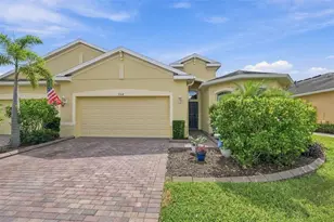 704 Chipper Dr, Sun City Center, FL 33573 - Photo 1