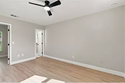 13918 Briardale Lane, Tampa, FL 33618 - Photo 37