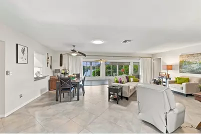 211 Stoneham Drive, Sun City Center, FL 33573 - Photo 11