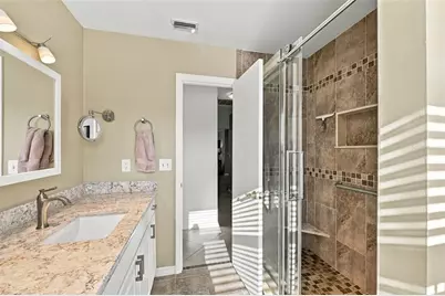 211 Stoneham Drive, Sun City Center, FL 33573 - Photo 39