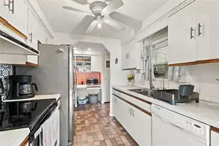 980 7th St NW, Largo, FL 33770 - Photo 25