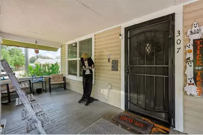 307 W Cherry Street, Plant City, FL 33563 - Photo 5