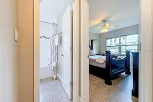 8723 Hickorywood Ln, Tampa, FL 33615 - Photo 41