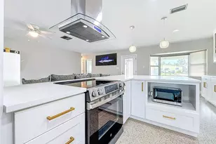 8723 Hickorywood Ln, Tampa, FL 33615 - Photo 21