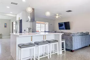 8723 Hickorywood Ln, Tampa, FL 33615 - Photo 23