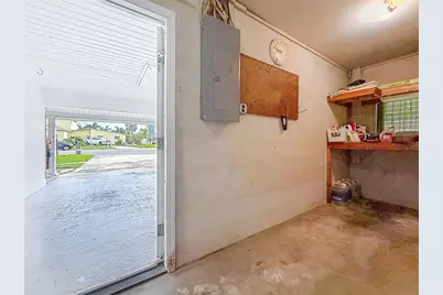 8723 Hickorywood Lane, Tampa, FL 33615 - Photo 47