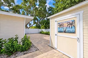 614 Lyndhurst St, Dunedin, FL 34698 - Photo 35