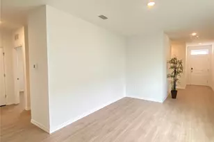 32354 Weathered Oak Dr, Wesley Chapel, FL 33543 - Photo 11