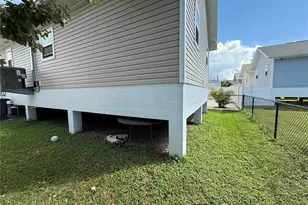 5347 Leisure Ln Ln, New Port Richey, FL 34652 - Photo 5