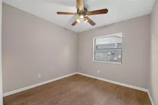 906 Cutler Dr, Seffner, FL 33584 - Photo 35
