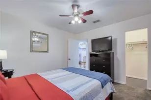 1437 56th St S, Gulfport, FL 33707 - Photo 13