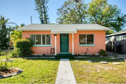 1437 56th Street S, Gulfport, FL 33707 - Photo 1