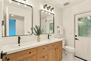 10309 Reclinata Ln, Tampa, FL 33618 - Photo 29