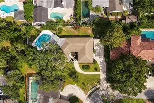 10309 Reclinata Ln, Tampa, FL 33618 - Photo 43