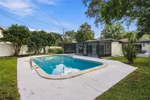 10309 Reclinata Ln, Tampa, FL 33618 - Photo 37