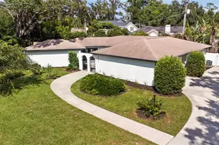 10309 Reclinata Ln, Tampa, FL 33618 - Photo 41