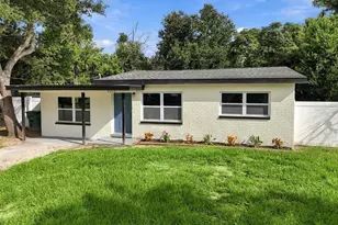 4216 N Sandalwood Cir, Tampa, FL 33617 - Photo 41