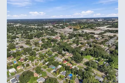 4216 N Sandalwood Circle, Tampa, FL 33617 - Photo 49