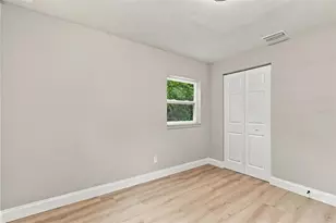 4216 N Sandalwood Cir, Tampa, FL 33617 - Photo 27