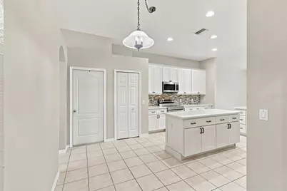 1815 Winn Arthur, Valrico, FL 33594 - Photo 19