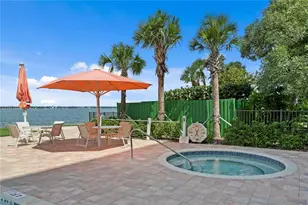 4961 Bacopa Ln S, Saint Petersburg, FL 33715 - Photo 15