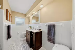 6675 Colony Dr S, Saint Petersburg, FL 33705 - Photo 33