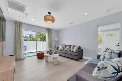 4000 46th Street N, Saint Petersburg, FL 33714 - Photo 3