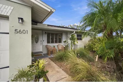 5601 15th Avenue N, Saint Petersburg, FL 33710 - Photo 5