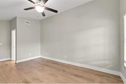 3118 Valley Oaks Drive, Tampa, FL 33618 - Photo 19