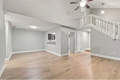 3118 Valley Oaks Drive, Tampa, FL 33618 - Photo 13
