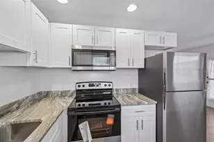 202 Bedford Trail, Sun City Center, FL 33573 - Photo 13
