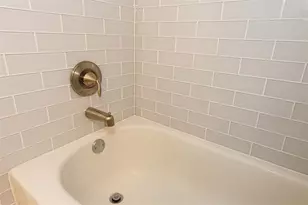 2994 Bonaventure Cir, Palm Harbor, FL 34684 - Photo 27