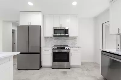450 78th Avenue, Saint Pete Beach, FL 33706 - Photo 9