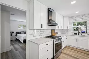 4600 Bayshore Blvd NE, Saint Petersburg, FL 33703 - Photo 13