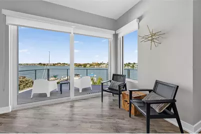 10209 Gulf Boulevard, Treasure Island, FL 33706 - Photo 37
