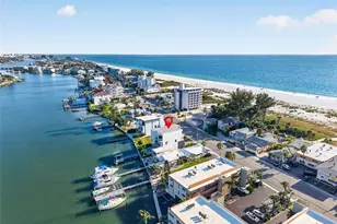 10209 Gulf Blvd, Treasure Island, FL 33706 - Photo 5