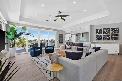 10209 Gulf Boulevard, Treasure Island, FL 33706 - Photo 3
