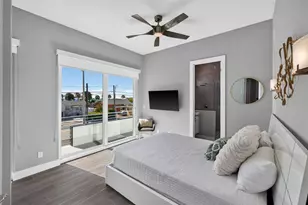 10209 Gulf Blvd, Treasure Island, FL 33706 - Photo 29