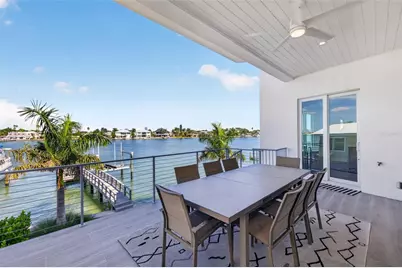 10209 Gulf Boulevard, Treasure Island, FL 33706 - Photo 15