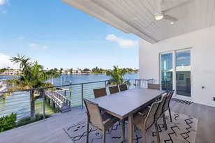 10209 Gulf Blvd, Treasure Island, FL 33706 - Photo 15
