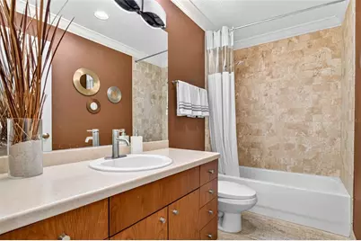 10071 Gulf Boulevard, Treasure Island, FL 33706 - Photo 13
