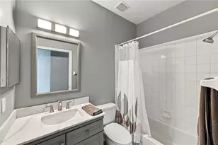1050 Starkey Rd, Largo, FL 33771 - Photo 21