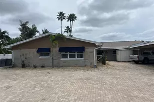 365 Capri Blvd, Treasure Island, FL 33706 - Photo 1