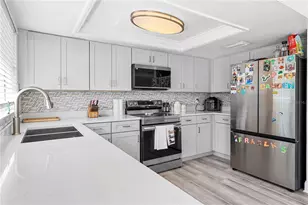 6321 Florida Cir W, Apollo Beach, FL 33572 - Photo 23