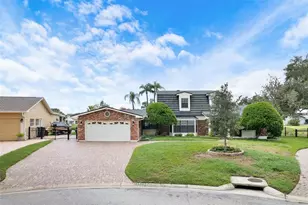 2823 Samara Dr, Tampa, FL 33618 - Photo 5