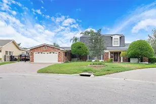 2823 Samara Dr, Tampa, FL 33618 - Photo 1