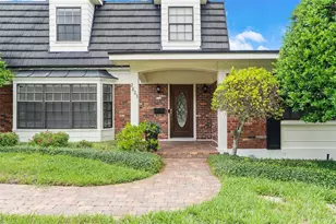 2823 Samara Dr, Tampa, FL 33618 - Photo 7