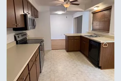 62 New Florida Avenue, Beverly Hills, FL 34465 - Photo 3